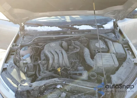 2015 Volkswagen Jetta Base from USA, damaged, VIN 3VW2K7AJ3FM410801